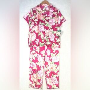 Vintage NWT Cinema Etoile Pajama Set Women’s Medium Satin Feel Floral Pink